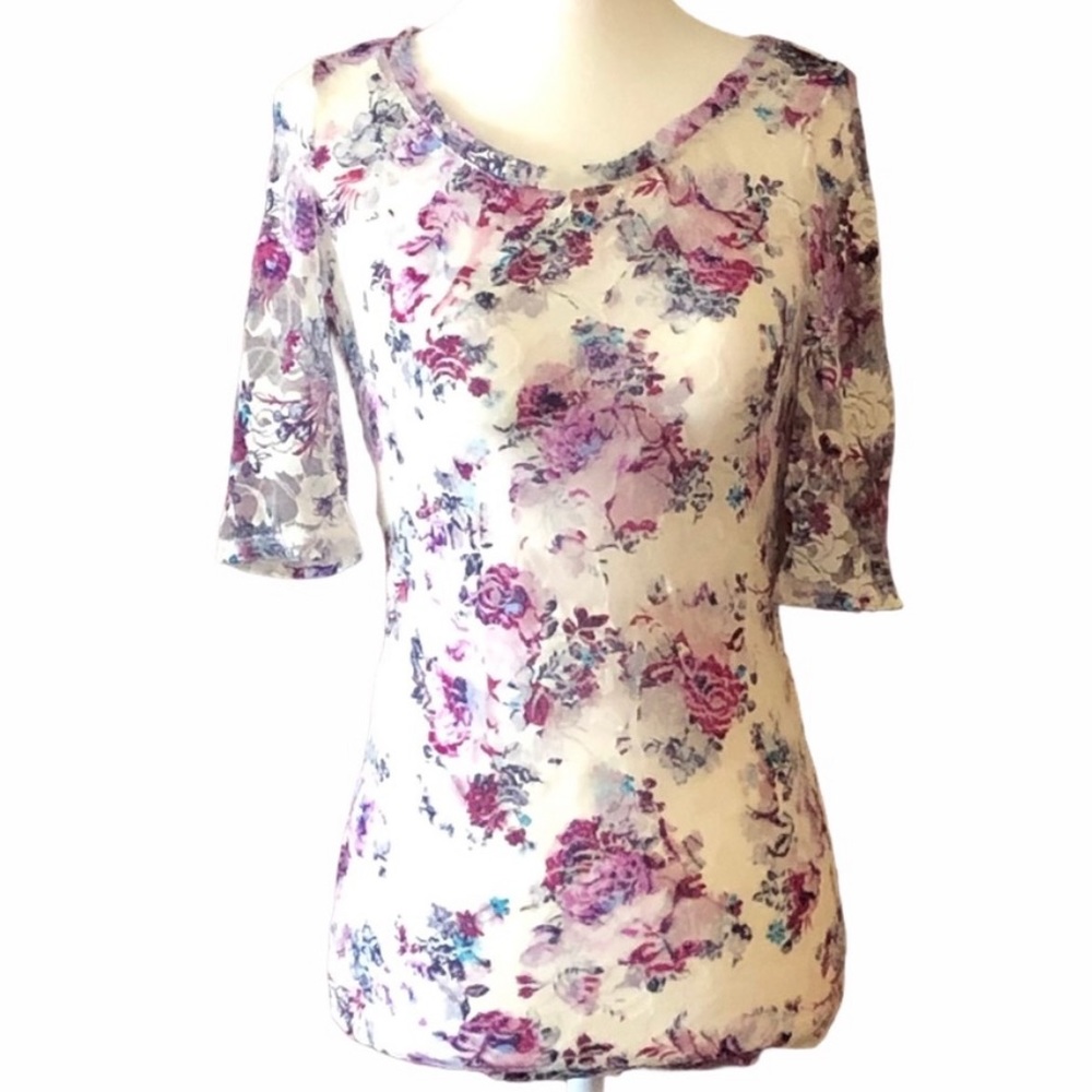 NEW! Wallflower 3/4" Sleeve Floral Lace Top Size Small